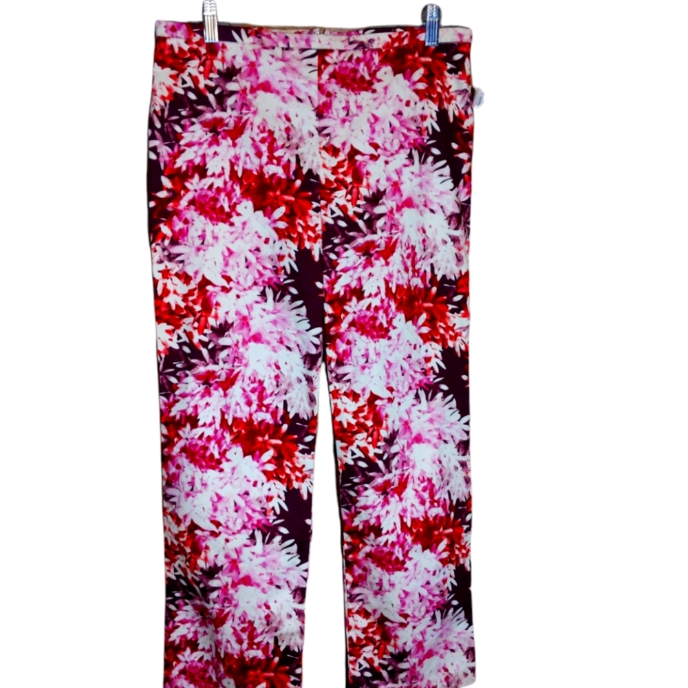 BCBG Max Azria wine floral cropped pants